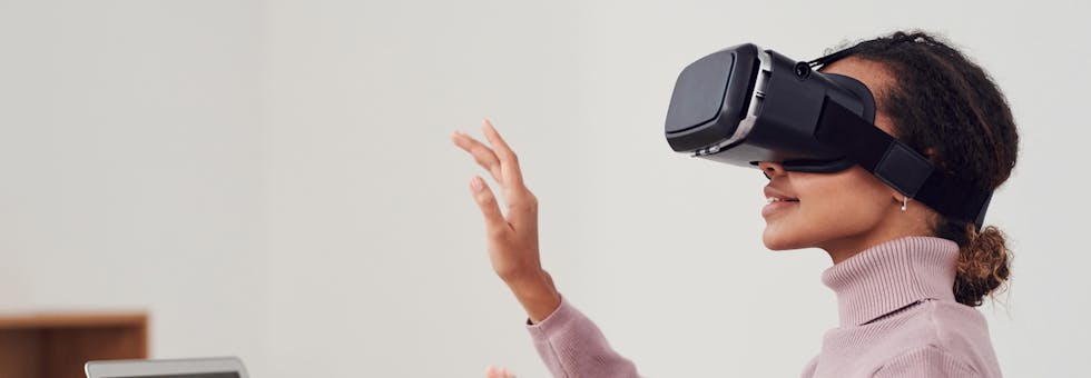 A visual timeline showing key milestones in IT progress, including cloud computing, AI, blockchain, and emerging technologies.