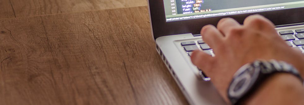 Diagram of Deploy Kafka with Kubernetes for scalable event-driven systems.