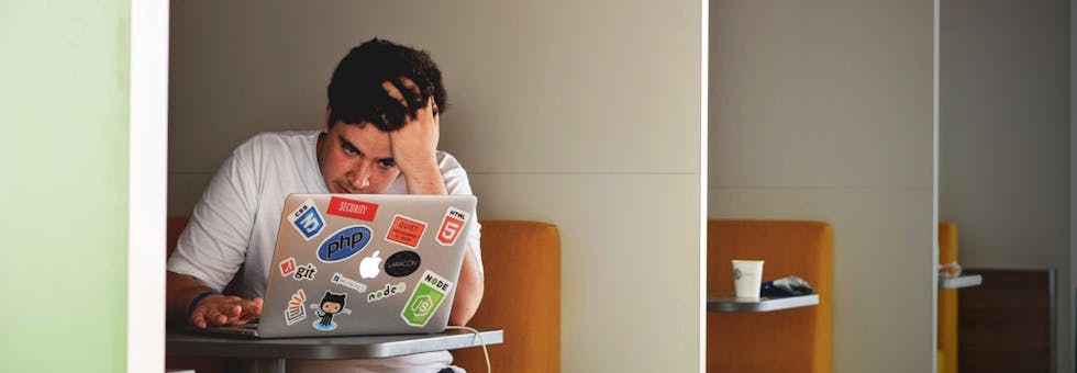 Troubleshooting Kubernetes pod crashes with logs and monitoring tools